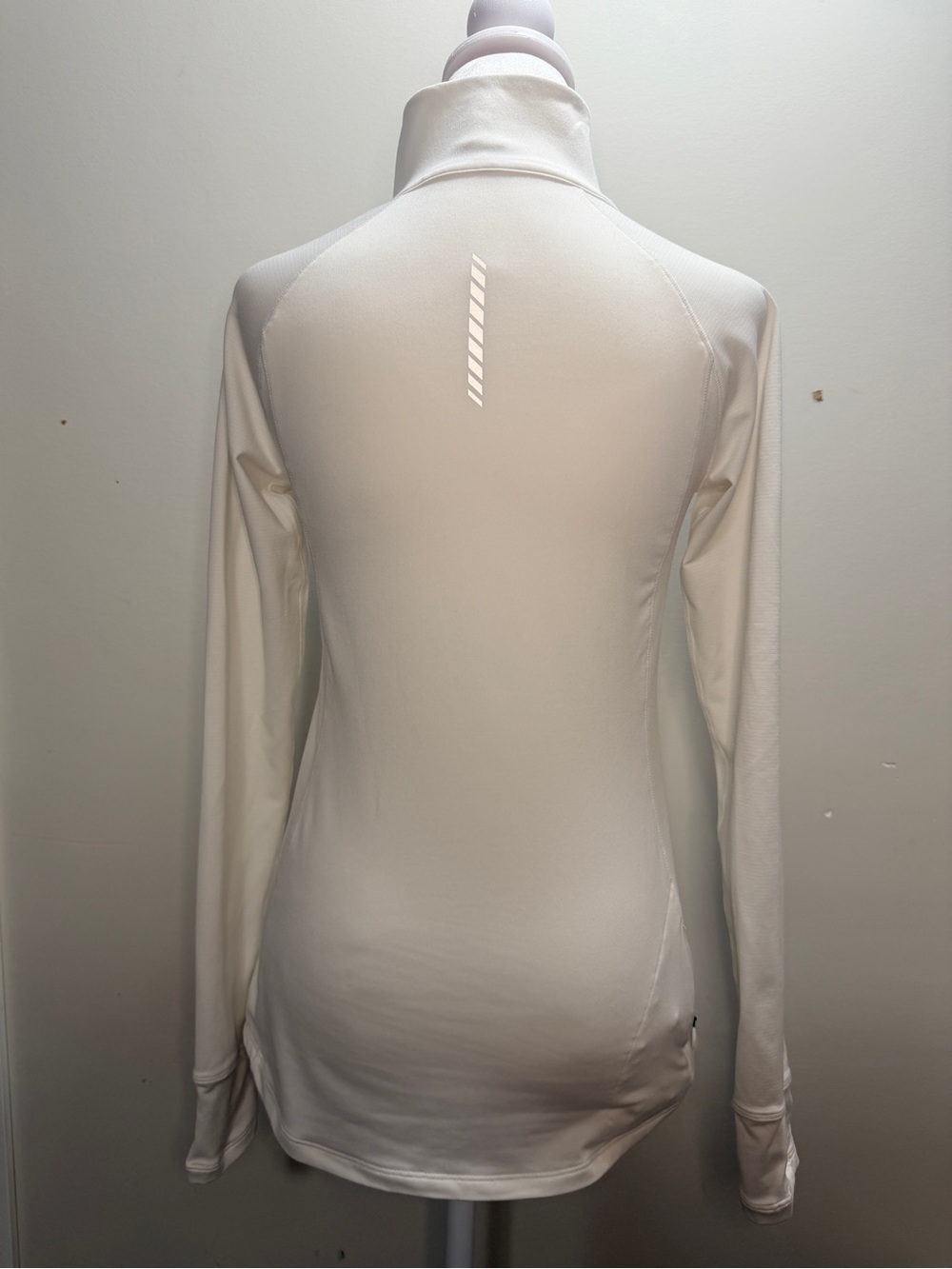 Under Armour Women's White Active Quarter-Zip Long Sleeve Pullover sz XS - Picture 2 of 10